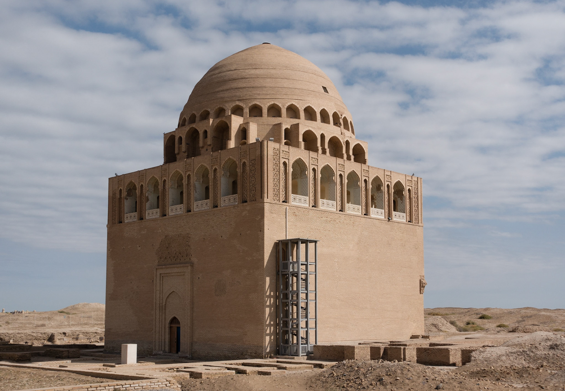 Soltan Sanjar Mausoleum